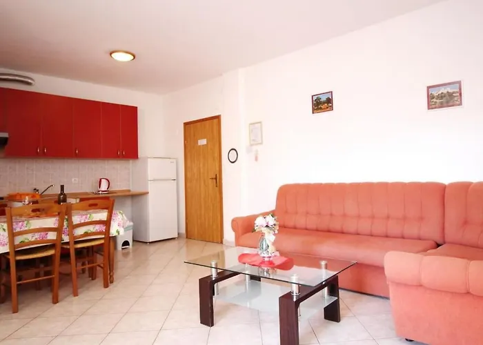 Lejlighed In Mit Eigenem Balkon By Interhome