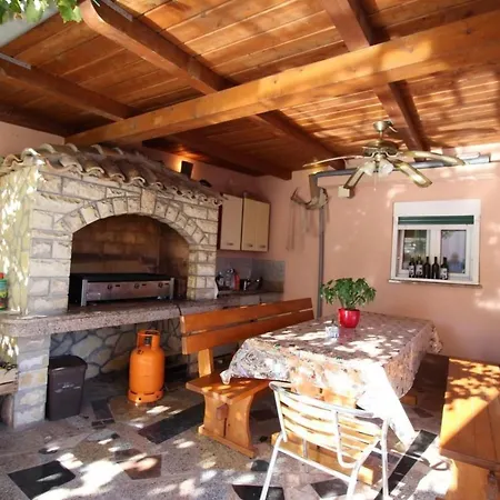 In Mit Eigenem Balkon By Interhome Апартаменты *