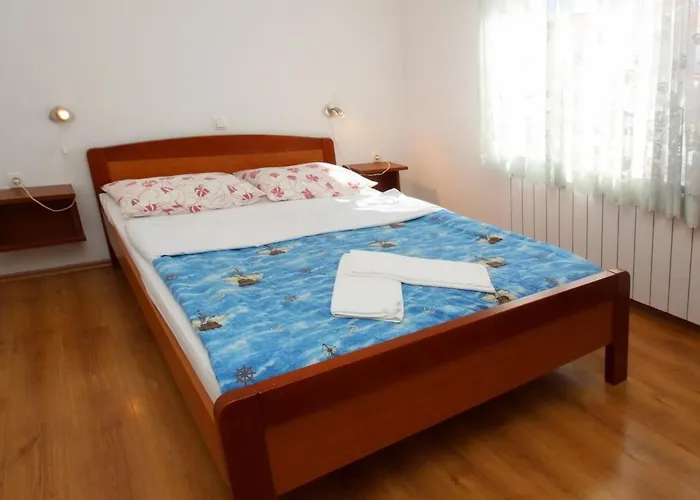 In Mit Eigenem Balkon By Interhome * באסקה